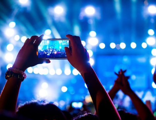 Facebook Live From the Desktop: This Week in Social Media